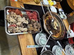 -金鼎雪山牦牛杂火锅(理县总店)