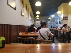 大堂-三顾冒菜·麻辣烫(万达店)