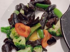 -港丽餐厅(高德置地店)