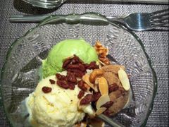 纽芝兰冰激淋-榛悦隆堡成都酒店(春熙路太古里店)