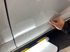 -鲨鱼皮汽车凹陷玻璃修复(静安店)