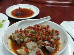 -新一家农家菜(华景新城店)