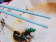 -小杨生煎(金山百联购物中心3楼店)