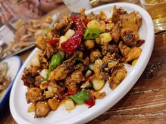 柴窝堡辣子鸡-清真·玛丽亚新疆菜主题餐厅(浙江中路店)