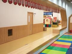 -红黄蓝早教(西海岸旗舰中心)