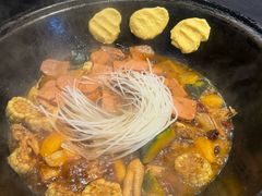 -小媳妇铁锅炖(安华街店)