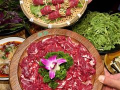 -贵厨酸汤牛肉(花果园国际中心店)