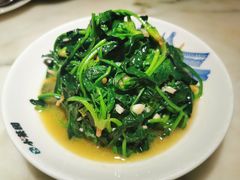 -小菜园新徽菜(镇江丹阳吾悦店)