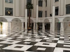 -武汉汉口火车站东方建国大酒店