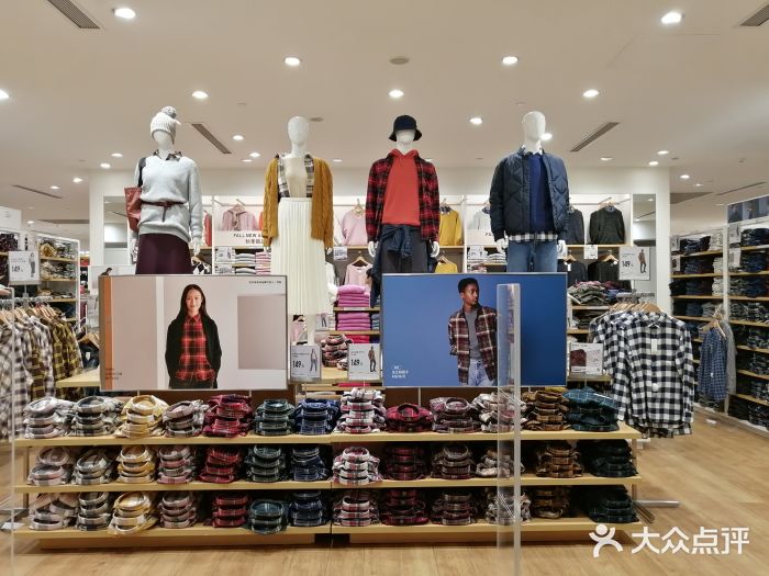 优衣库(郑州丹尼斯大卫城店)图片