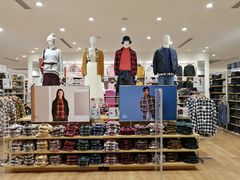 -优衣库(郑州丹尼斯大卫城店)