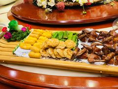 -顺峰海鲜酒楼(省府店)
