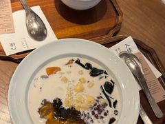 -RUXU入续糖水铺与包(卓悦中心店)