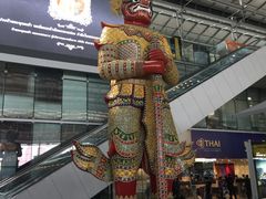 泰国神像-曼谷素万那普国际机场