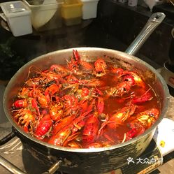 海利开元名都大酒店炫自助餐厅的十三香小龙虾好不好吃 用户评价口味怎么样 海盐县美食十三香小龙虾实拍图片 大众点评