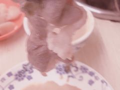 -洞庭洲·防空洞火锅·烧烤·铜锅涮肉(新百广场店)