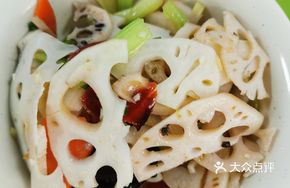 Lotus Root Stir-fried with Garlic Shoots