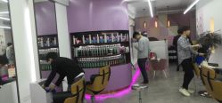点击看大图 -A HAIR SALON