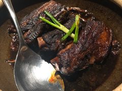 黑毛猪仔排-新荣记(南京西路店)