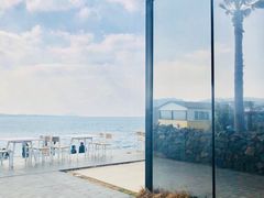 -Cafe Aewol Monsant
