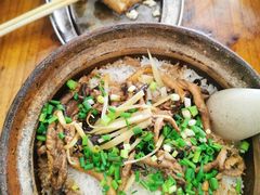 黄鳝煲仔饭-文记煲仔饭