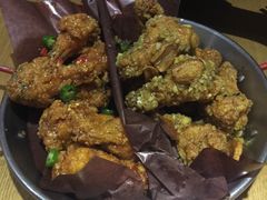 炸鸡翅一半一半-富乐满韩国正宗炸鸡韩国料理(虹泉路店)