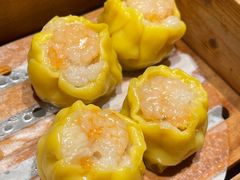虾仁烧卖-潮界(虹桥新天地店)