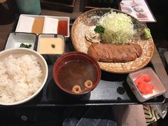 -牛かつもと村(原宿店)