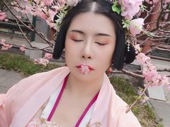 -翩若国风汉服体验馆