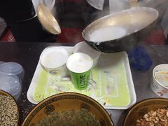 -清真老马家国华牛奶鸡蛋醪糟(正宁路店)