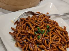 京酱肉丝-乐忻皇朝汇(环贸iapm商场店)