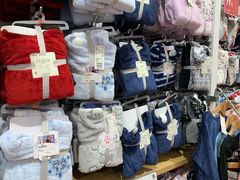 -优衣库(广州恒宝广场店)