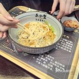 蟹黄面味道鲜美，孩子很爱吃