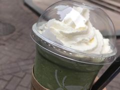 宇治抹茶瑞纳冰-瑞幸咖啡(时代TIT广场店)