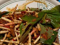 -云海肴·汽锅鸡·云南代表菜(天山百盛优客店)