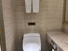 -维也纳酒店(重庆西站巴国城店)