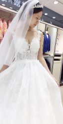 点击看大图 婚纱-予白婚纱礼服馆