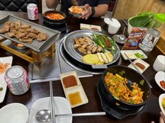 烤肉拼盘-大福黄牛料理·韩式烤肉·黄牛肥肠·酱蟹