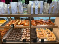 -Dough&Joe团憩(瑞虹天地月亮湾店)