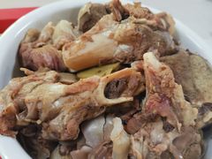 肉骨头-周震馄饨