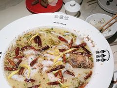 -渔语鱼酸菜鱼新川菜(来福士店)