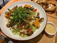 -POKEE VIA&Brunch·维娅(重庆来福士店)