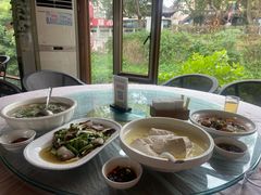 -美食村花园餐厅