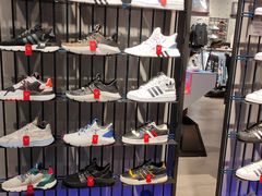 -adidas(正佳广场店)