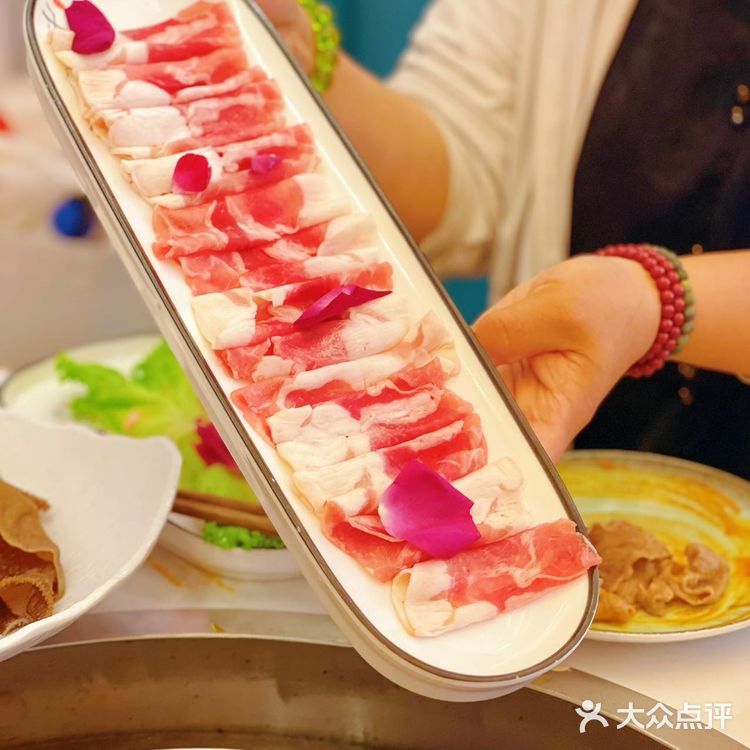 大理超惊喜的酸汤火锅，味蕾直接“撒野”