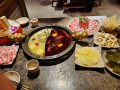 -椒香城门口重庆老火锅(美颂广场店)