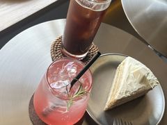 -三勾JJJ Burger&Coffee(梅溪湖店)