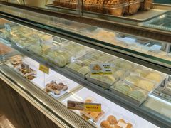 面包甜点陈列柜-鲍师傅糕点(虹口龙之梦店)