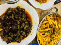 -江城燕子大排档(江汉路步行街店)