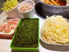 -钢管厂五区小郡肝串串香(蜀都万达店)